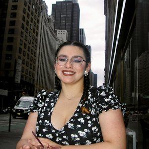 Meet your Posher, Desiree